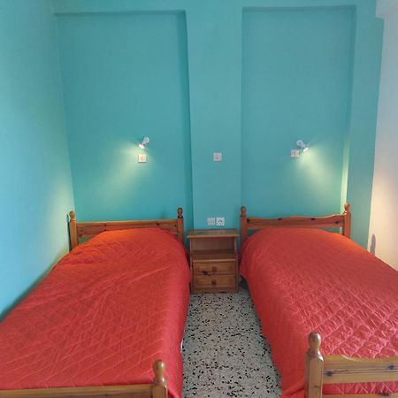 Koukos Hotel Agia Theodoti Buitenkant foto