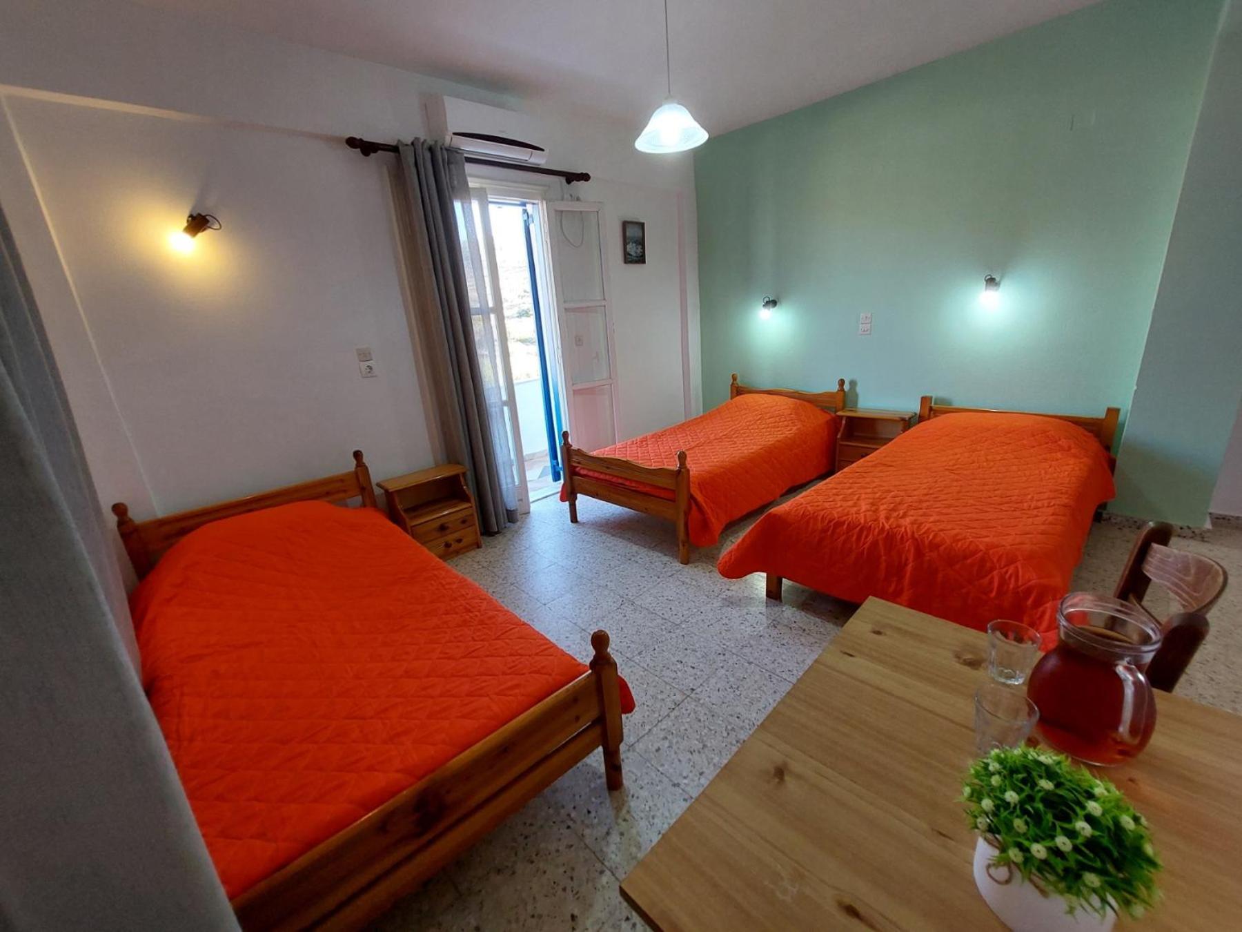 Koukos Hotel Agia Theodoti Buitenkant foto