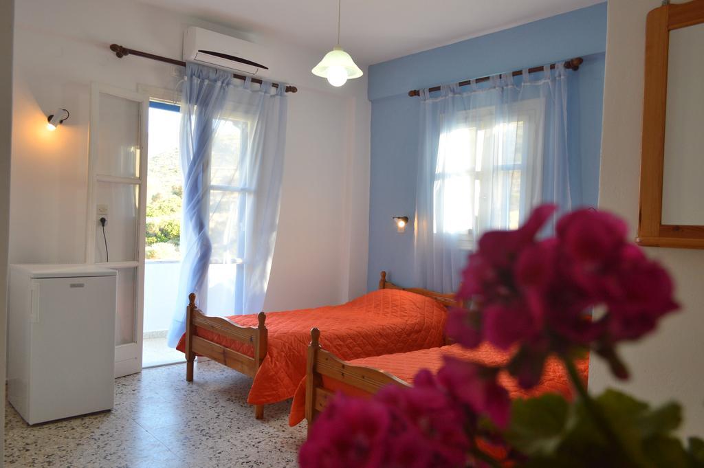 Koukos Hotel Agia Theodoti Buitenkant foto
