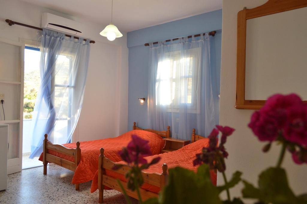 Koukos Hotel Agia Theodoti Buitenkant foto